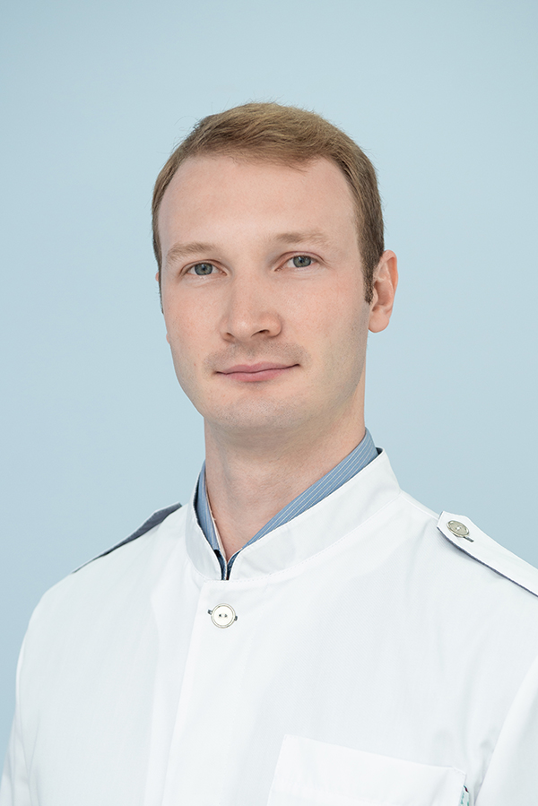 Брагин Михаил Владимирович, Врач-ренгенолог кабинета МРТ