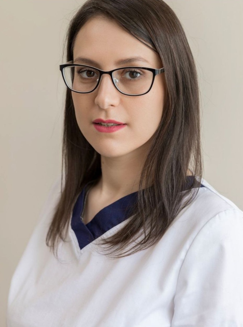 Дроздова Дина Олеговна